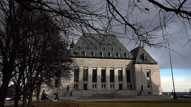 La bâtisse de la Cour suprême à Ottawa.