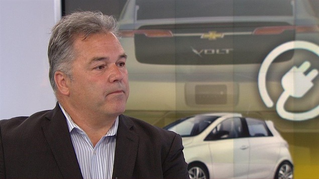 Daniel Breton, coauteur principal de L'auto électrique, hybride ou écoénergétique