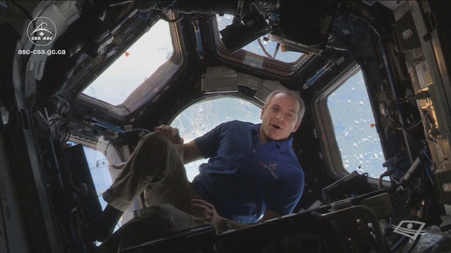 L'astronaute David Saint-Jacques dans l'espace