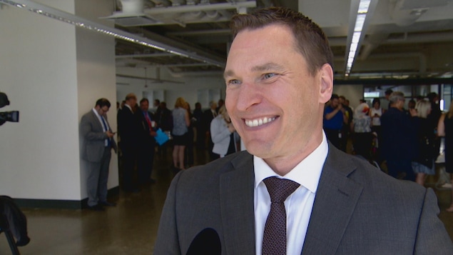Deron Bilous Deron Bilous