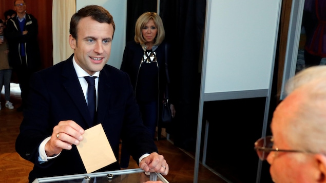 Emmanuel Macron est allé voté au Touquet dimanche matin. Photo : Reuters/Philippe Wojazer 
