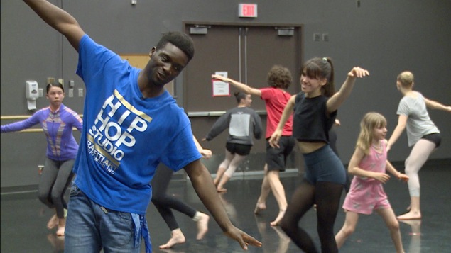 GeNie Baffoe, instructeur de dans hip-hop au Ballet royal de Winnipeg