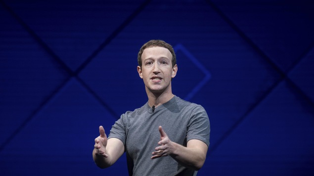 Revue des médias avec Karima Brikh : Mark Zuckerberg en une du Figaro Magazine