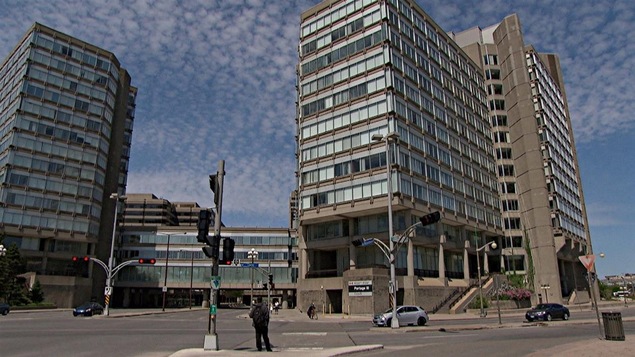 Des édifices fédéraux à Gatineau. (Archives) Des édifices fédéraux à Gatineau. (Archives)