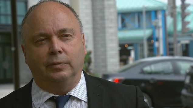 L'avocat François Marchand se présente comme conseiller municipal. L'avocat François Marchand se présente comme conseiller municipal.