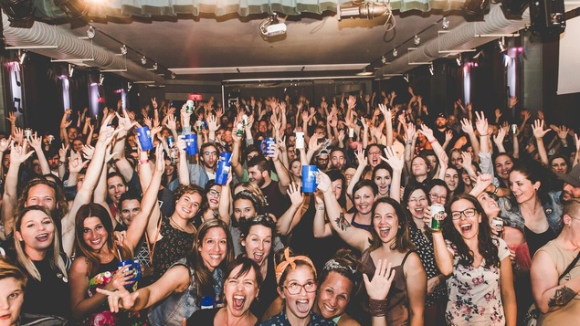 La foule lors du Festival de la relève indépendante musicale de l'Abitibi-Témiscamingue (FRIMAT)