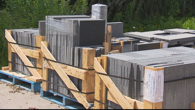 Des plaques de granit utilisées par l'entreprise nord-côtière Granijem Des plaques de granit utilisées par l'entreprise nord-côtière Granijem
