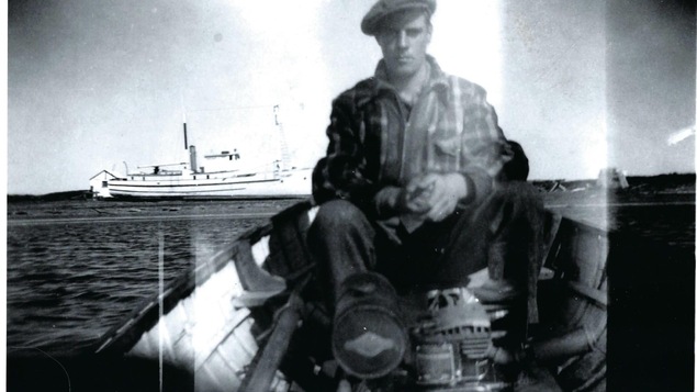 Hugh Kroestch en Arctique dans les années 1950 Hugh Kroestch en Arctique dans les années 1950