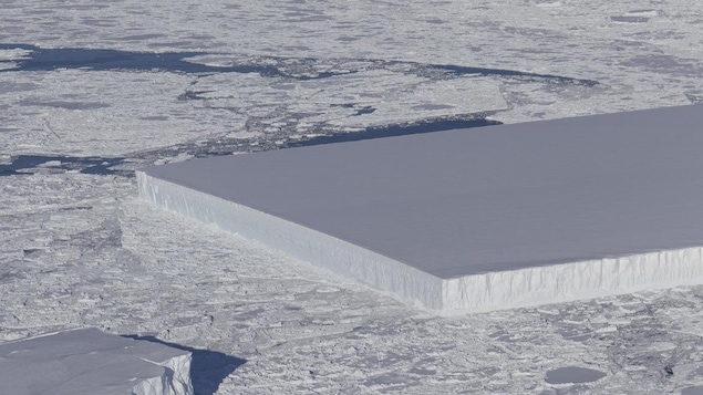 L'iceberg a été pris en photo le 16 octobre par un scientifique de la NASA.