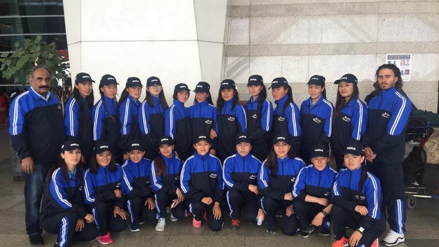 L'équipe féminine de hockey sur glace de l'Inde, créée en 2016. L'équipe féminine de hockey sur glace de l'Inde, créée en 2016.