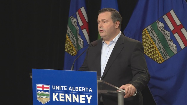 Le nouveau chef du Parti progressiste-conservateur Jason Kenney souhaite unir la droite albertaine. Le nouveau chef du Parti progressiste-conservateur Jason Kenney souhaite unir la droite albertaine.