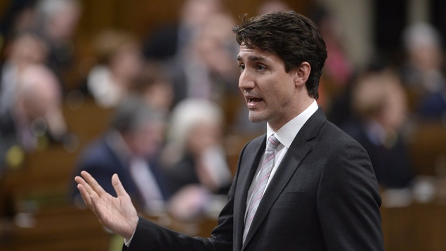 En campagne électorale, Justin Trudeau s'était engagé à réglementer le recours aux projets de loi omnibus. En campagne électorale, Justin Trudeau s'était engagé à réglementer le recours aux projets de loi omnibus.