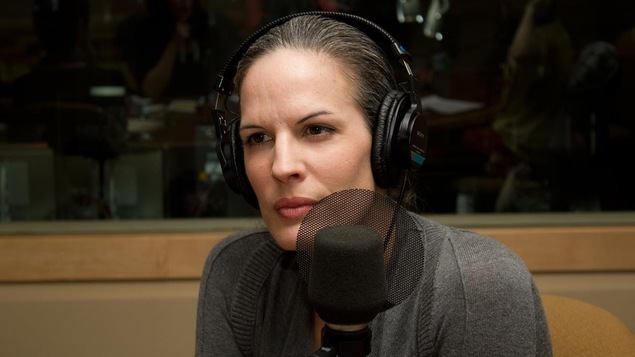 L'auteure et artiste multidisciplinaire Karoline Georges.