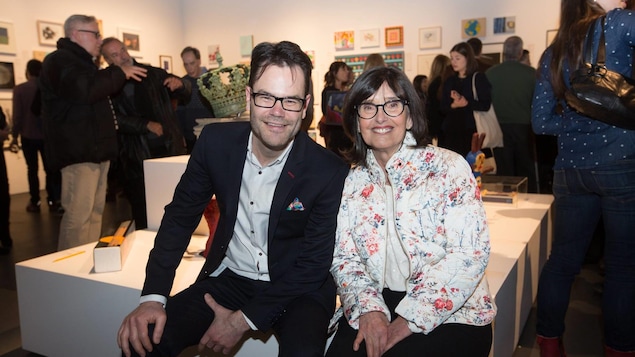Frédéric et Lorraine Palardy, directeur général et présidente-fondatrice des Impatients, prennent la pose, assis, alors que l'exposition bat son plein. Frédéric et Lorraine Palardy, directeur général et présidente-fondatrice des Impatients, prennent la pose, assis, alors que l'exposition bat son plein.
