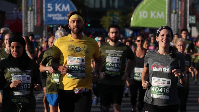 Des participants au Marathon international de Montréal de 2019.