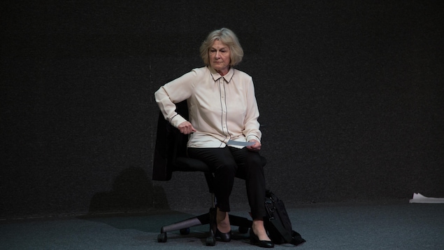 Micheline Lanctôt dans la pièce « Glengarry Glen Ross », présentée à l'Usine C Micheline Lanctôt dans la pièce « Glengarry Glen Ross », présentée à l'Usine C