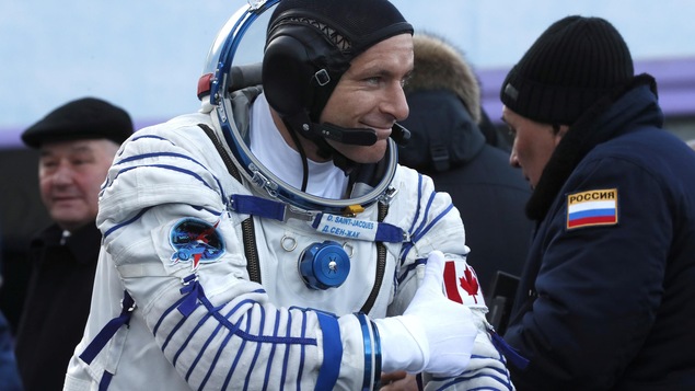 David St-Jacques dans l'espace