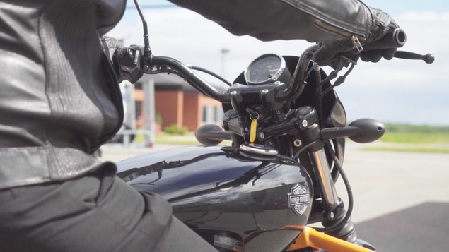 Une moto