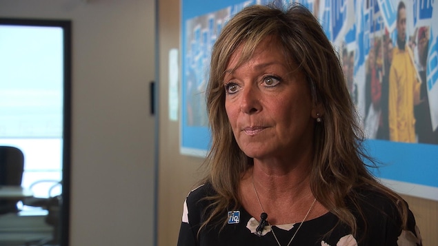 La présidente de la Fédération des infirmières du Québec, Nancy Bédard, en gros plan.