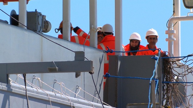 Travailleurs sur le navire Travailleurs sur le navire