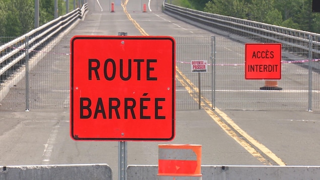 Le pont Cascapédia est fermé à la circulation depuis le 8 mais 2017. Le pont Cascapédia est fermé à la circulation depuis le 8 mais 2017.