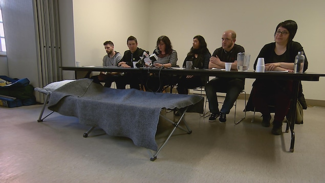 Point de presse du Regroupement pour l'aide aux itinérants et itinérantes (RAIIQ) Point de presse du Regroupement pour l'aide aux itinérants et itinérantes (RAIIQ)