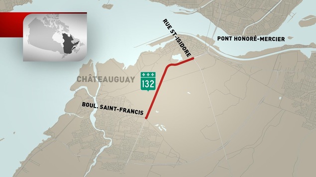 La route 138 a été fermée du boulevard Saint-Francis à la rue Saint-Isidore. La route 138 a été fermée du boulevard Saint-Francis à la rue Saint-Isidore.