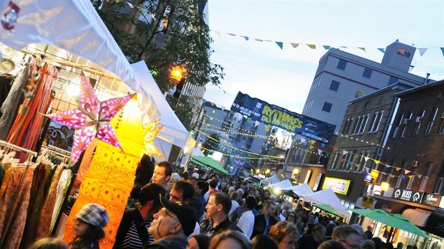 Une foule au Festival international des rythmes du monde