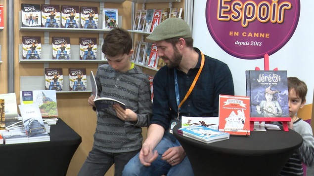 Le Salon du livre de la Côte-Nord a regroupé une quinzaine de maisons d'édition qui publient des livres jeunesse. Le Salon du livre de la Côte-Nord a regroupé une quinzaine de maisons d'édition qui publient des livres jeunesse.