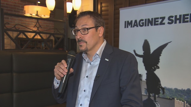 Le candidat indépendant à la mairie de Sherbrooke, Steve Lussier Le candidat indépendant à la mairie de Sherbrooke, Steve Lussier