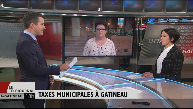 Le chef d'antenne Mathieu Nadon et les conseillères municipales Louise Boudrias et Myriam Nadeau. Le chef d'antenne Mathieu Nadon et les conseillères municipales Louise Boudrias et Myriam Nadeau.