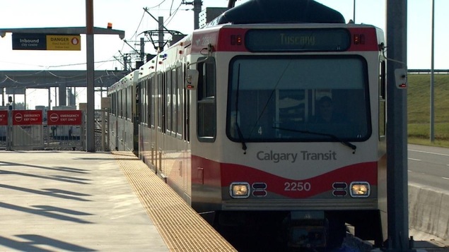 Un agent de Calgary Transit hospitalisé après avoir été Un agent de Calgary Transit hospitalisé après avoir été