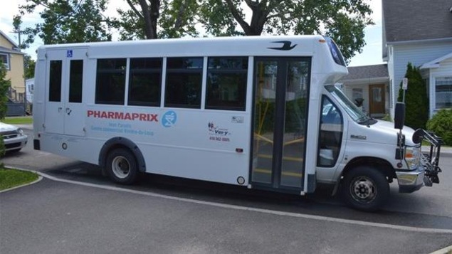 Un autobus du service Transport Vas-y de Rivière-du-Loup.