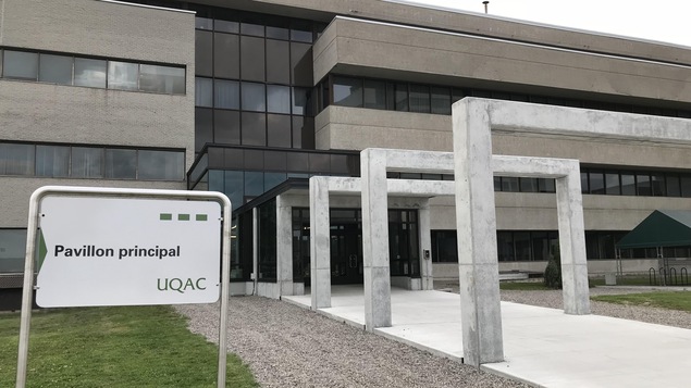 L'UQAC