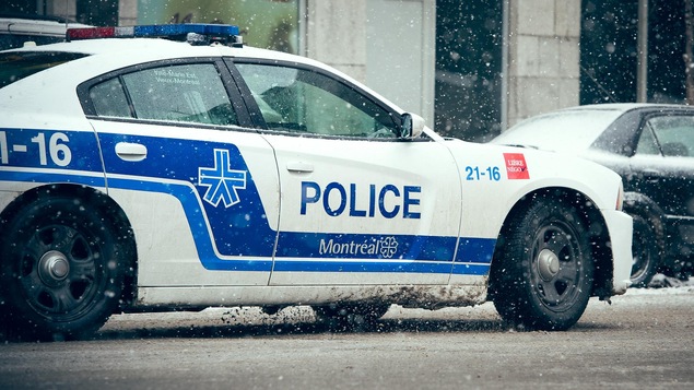 Opération policière à Lac-Brome liée à un meurtre survenu à Montréal - ICI.Radio-Canada.ca