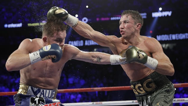 Le très attendu choc entre le Kazakh Gennady Golovkin et le Mexicain Saul Alvarez s'est soldé par un verdict nul controversé. Le très attendu choc entre le Kazakh Gennady Golovkin et le Mexicain Saul Alvarez s'est soldé par un verdict nul controversé.