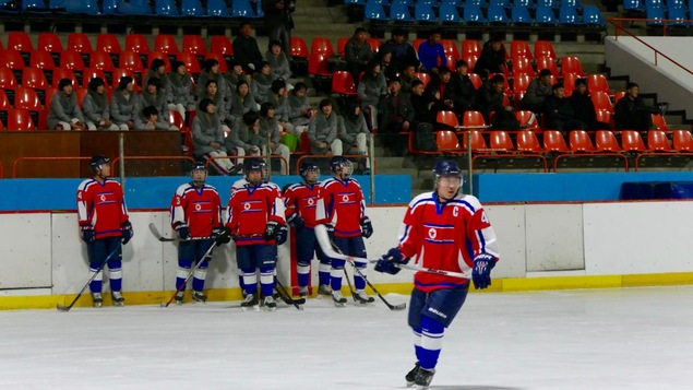 Des joueurs nord-coréens à l'entraînement Des joueurs nord-coréens à l'entraînement