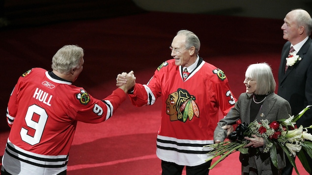 Le légendaire défenseur Pierre Pilote est décédé à l’âge de 85 ans. Le légendaire défenseur Pierre Pilote est décédé à l’âge de 85 ans.