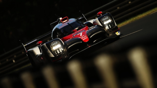 Kamui Kobayashi dans la Toyota TS050