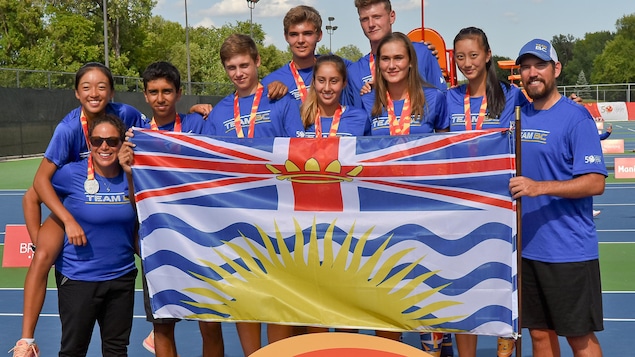 La Colombie-Britannique a terminée au deuxième rang de l'épreuve en équipe mixte, au tournoi de tennis des Jeux du Canada La Colombie-Britannique a terminée au deuxième rang de l'épreuve en équipe mixte, au tournoi de tennis des Jeux du Canada