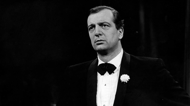 La basse québécois Joseph Rouleau en 1966.