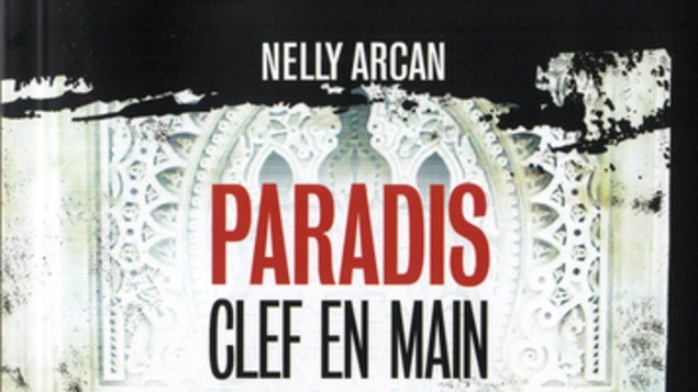 Une partie de la page couverture du livre <em>Paradis clef en main</em> de Nelly Arcan