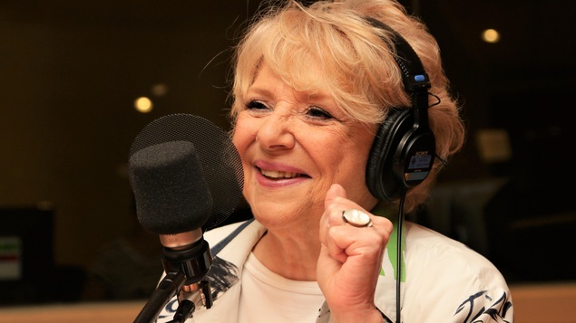 Shirley Théroux parle de sa carrière avec beaucoup de plaisir.