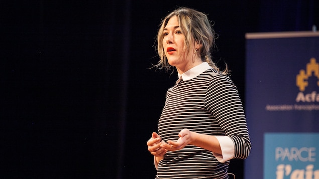 Catherine Girard sur scène