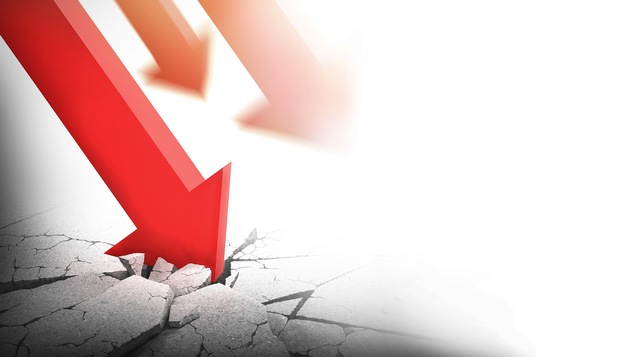 Une flèche rouge se brise sur le sol, représentant ainsi la décroissance économique.