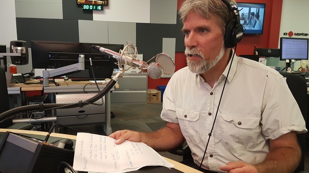 Notre chroniqueur, le journaliste Gilles Gagné, était de passage dans notre studio de Matane.