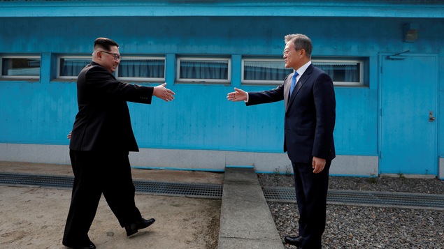 Le président sud-coréen Moon Jae-in et le leader nord-coréen Kim Jong-un se sont rencontrés lors d'un sommet historique le vendredi 27 avril.