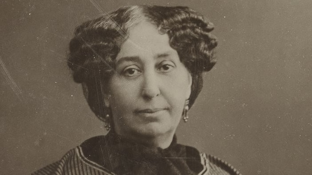 Détail d'une photo de George Sand prise à l'atelier de Félix Nadar.