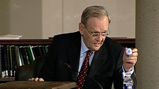 L'ex-premier ministre du Canada Jean Chrétien, lors de son passage devant la commission Gomery