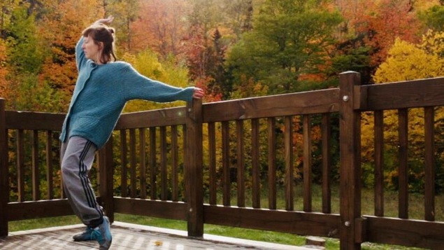 Liane Thériault, danseuse en résidence à Marsoui, Gaspésie